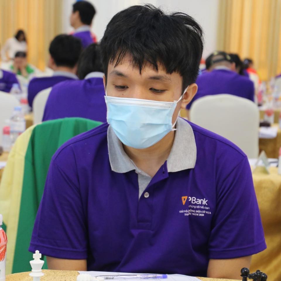 Lê Nguyễn Khôi Nguyên: Từ Thần Đồng toán học đến top 1 Bảng xếp hạng Poker Việt Nam 1 Lê Nguyễn Khôi Nguyên thi đấu tập trung trên bàn cờ vua