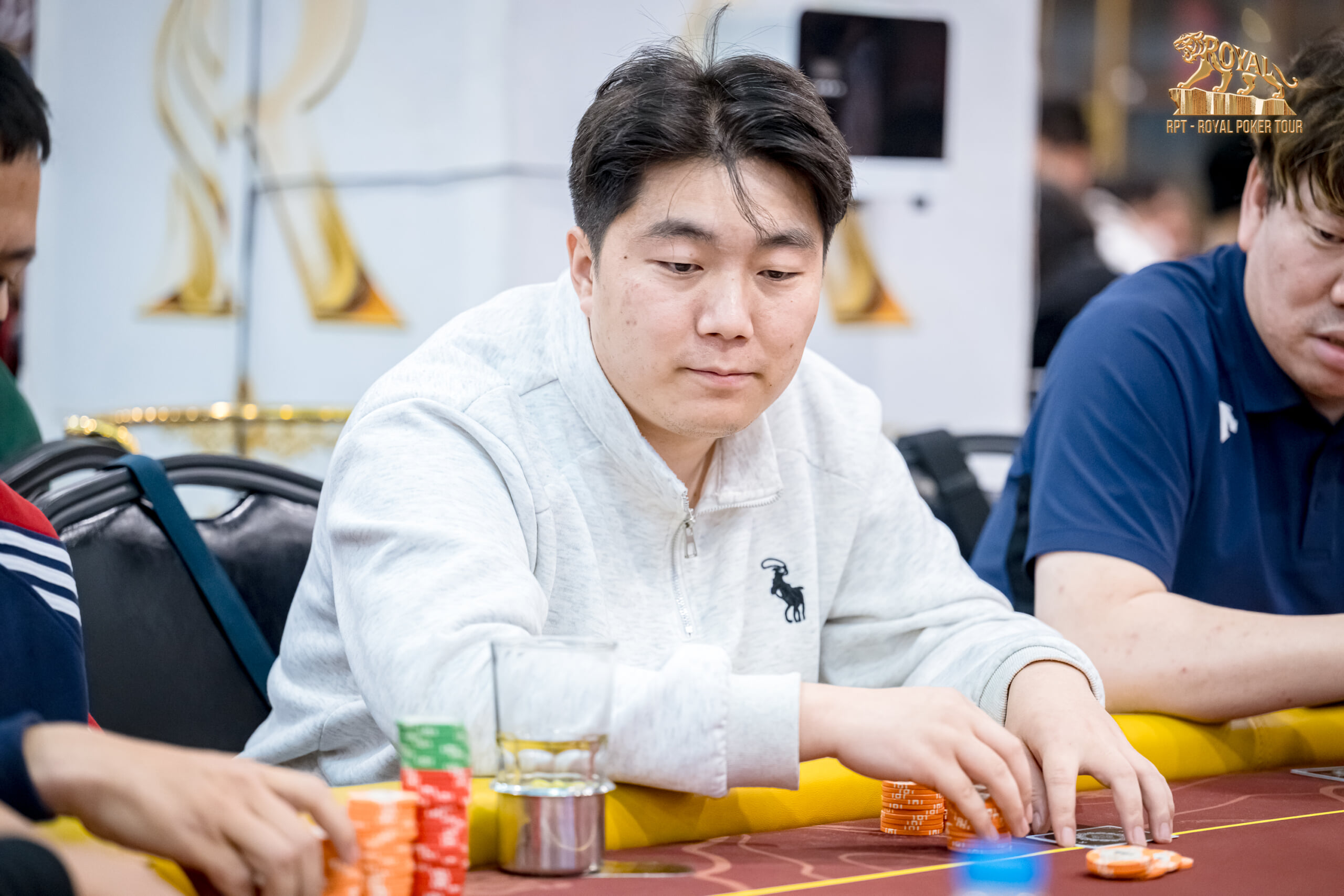 Tại Sao Open-Limp Là Sai Lầm? Cách Áp Dụng Đòn Bẩy ISO Hiệu Quả Nhất 4 Tại Sao Open-Limp Là Sai Lầm? Cách Áp Dụng Đòn Bẩy ISO Hiệu Quả Nhất 3