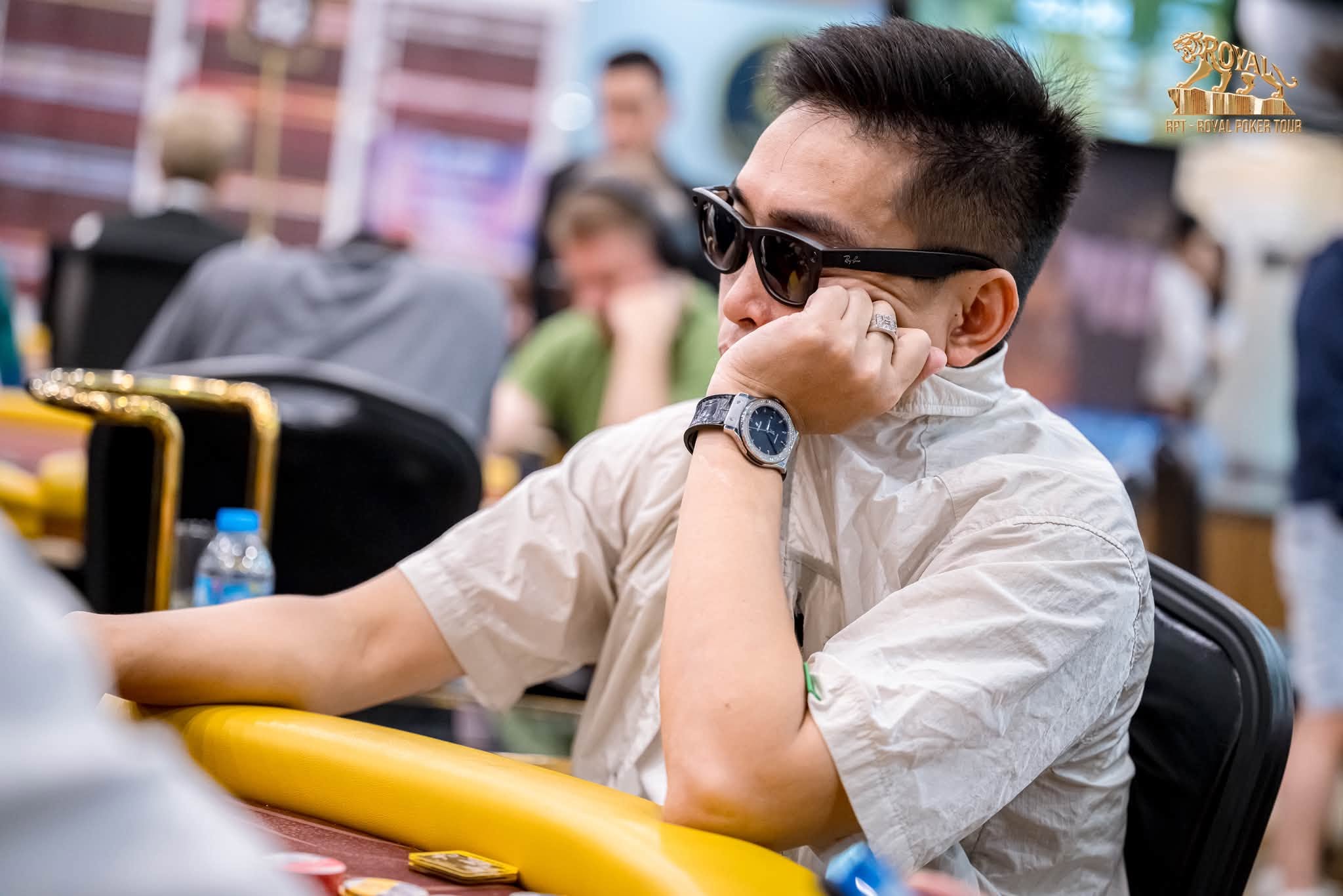 10 Dấu Hiệu Cho Thấy Đối Thủ Đang Có Monster Hand 2 10 Dấu Hiệu Cho Thấy Đối Thủ Đang Có Monster Hand 1