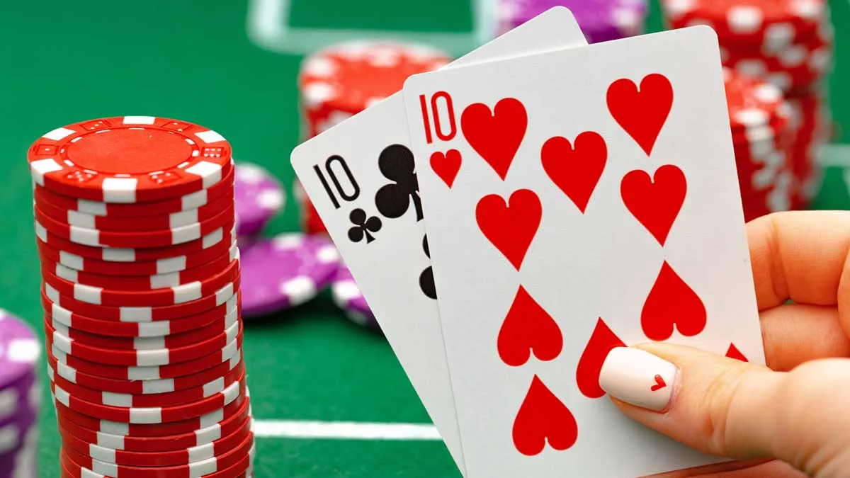 Nắm vững nghệ thuật chơi Đôi 10 trong poker