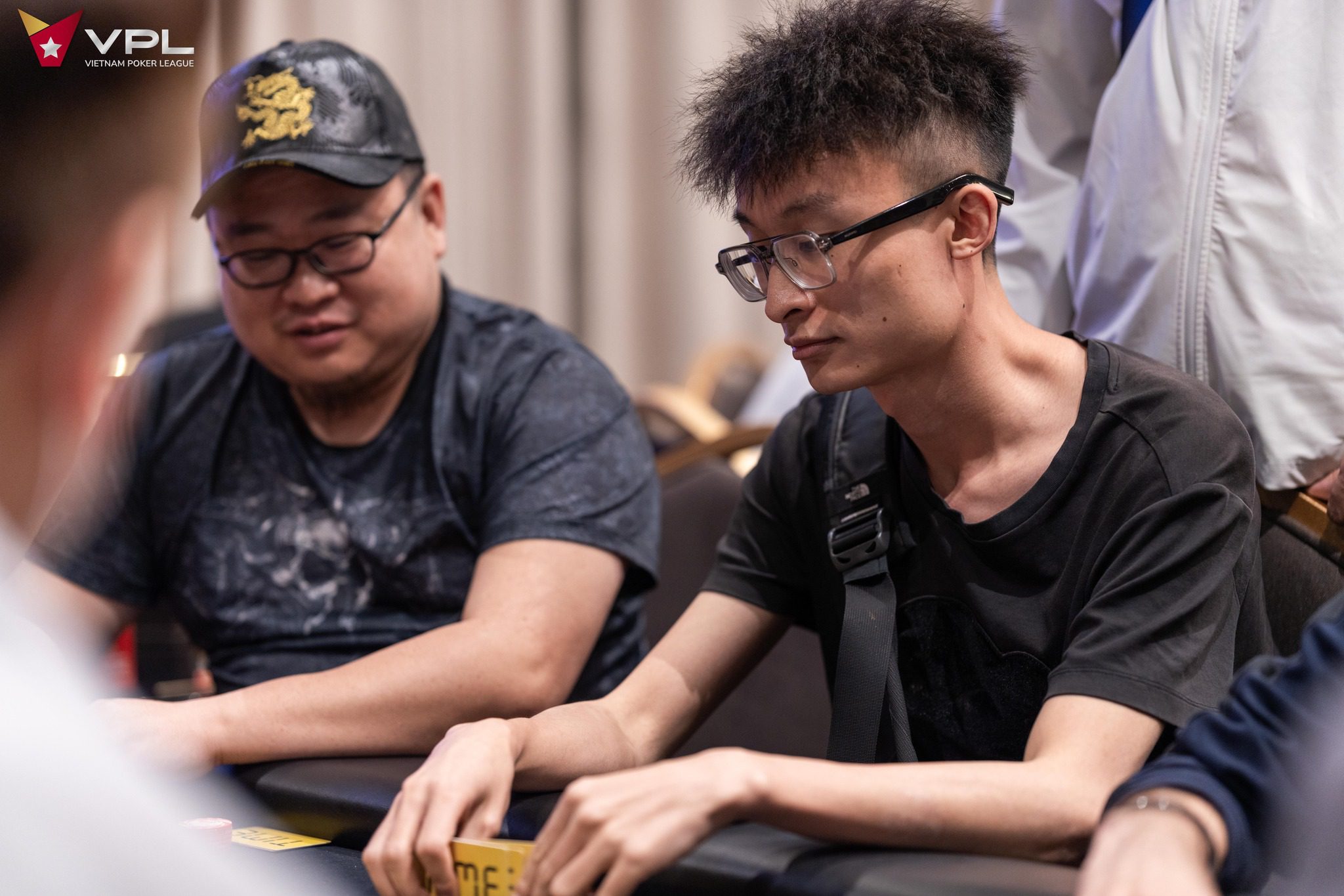 Bài 3: Lối chơi của các player Trung Quốc