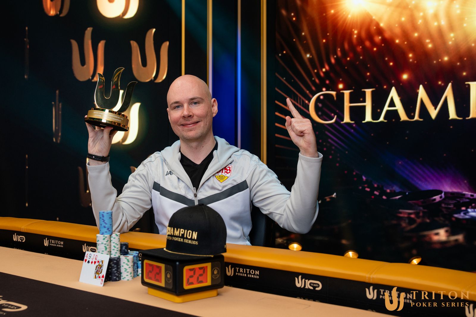 Triton Montenegro 2026: Tobias Schwecht Vô Địch Sự Kiện 13 NLH/PLO Mix , Ôm Trọn Giải Thưởng Khổng Lồ $465,000