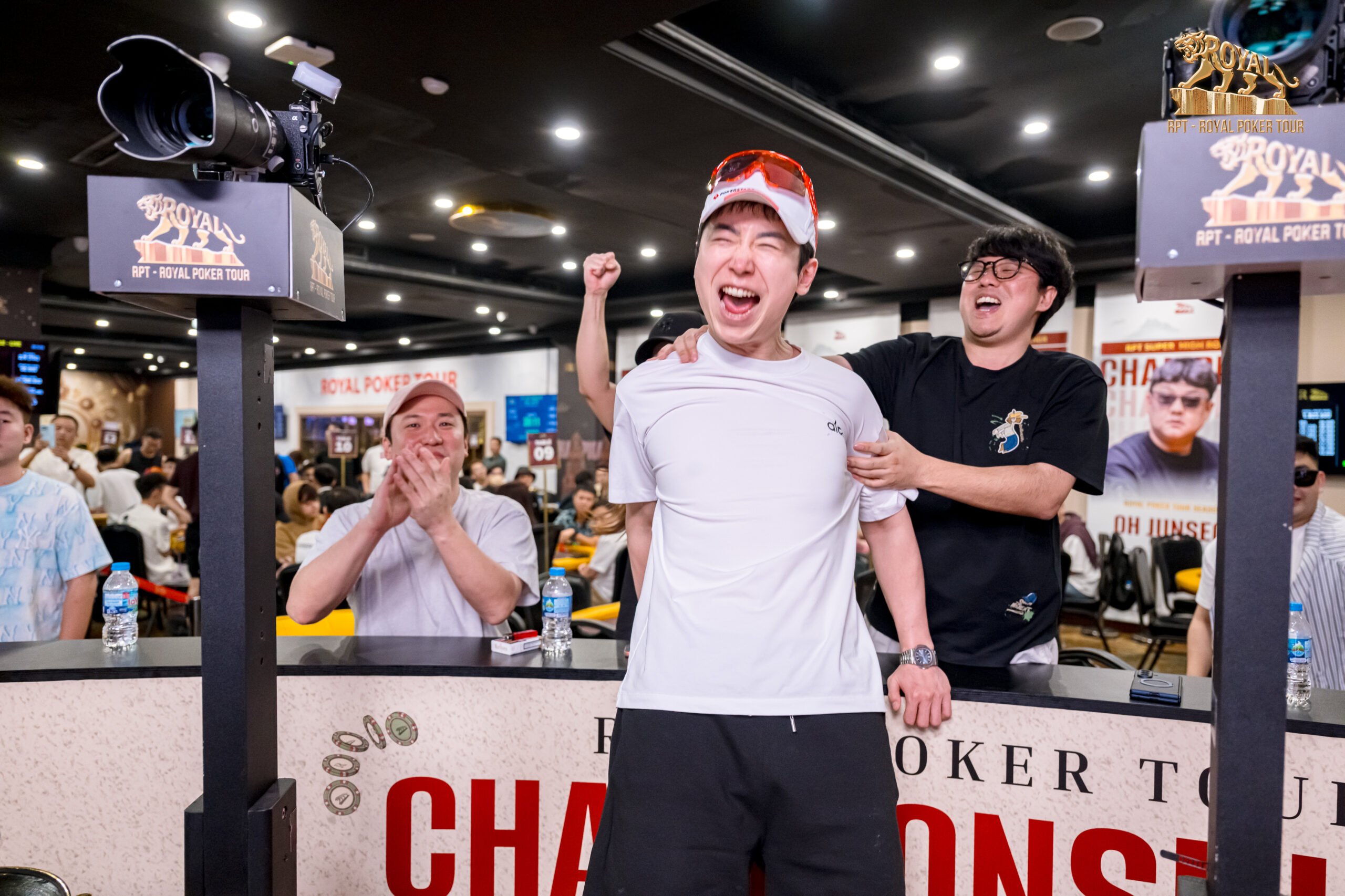 Kim Yongju vô địch Main Event Royal Poker Tour 4 2 Kim Yongju vô địch Main Event Royal Poker Tour 4 1