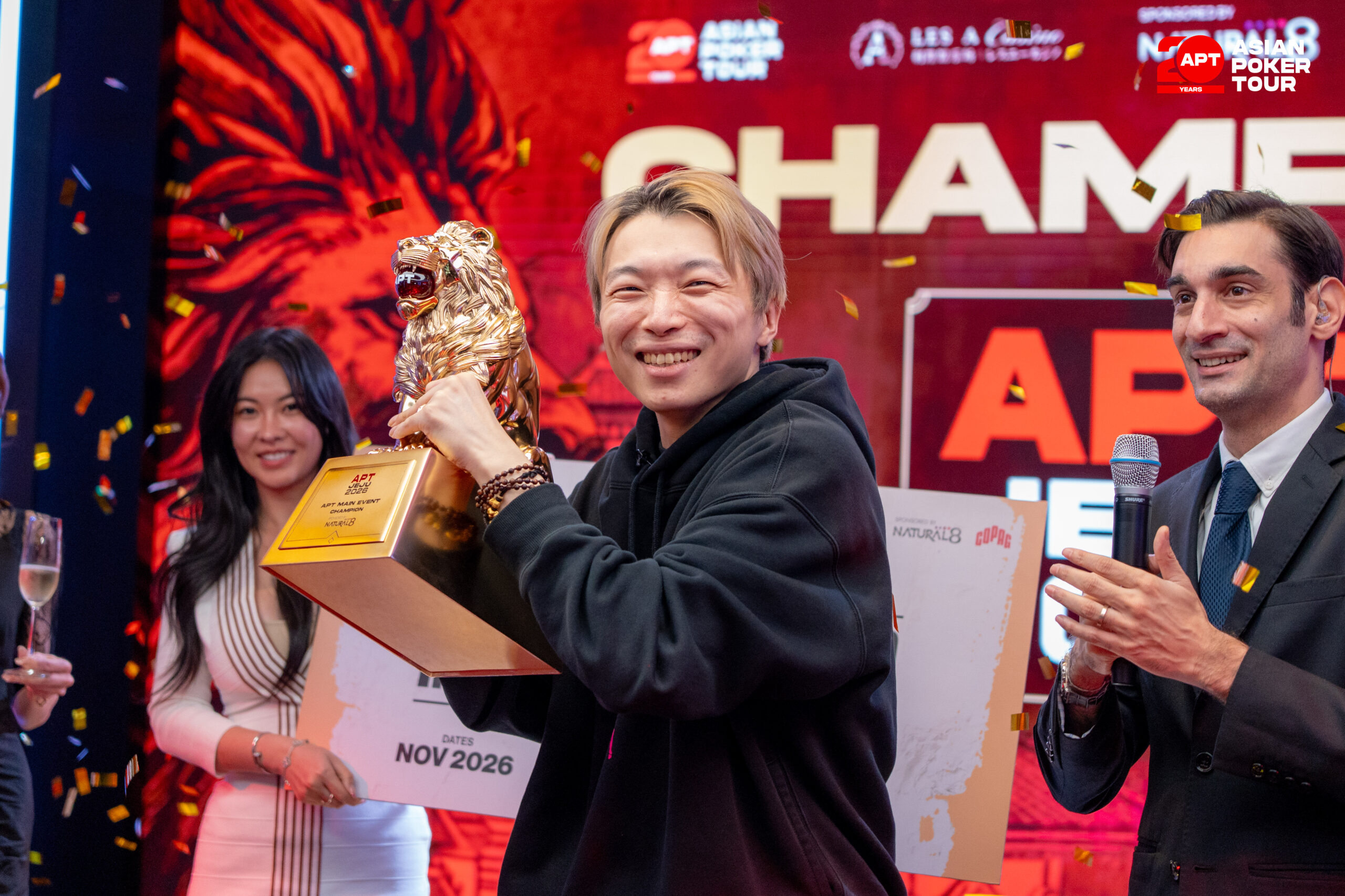 Đánh bại 1374 đối thủ, JianFeng Sun lên ngôi vô địch tại Main Event APT Jeju 2026 2 Đánh bại 1374 đối thủ, JianFeng Sun lên ngôi vô địch tại Main Event APT Jeju 2026 1